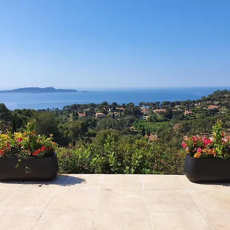 Pretty House With Sea View On The Hy Res
