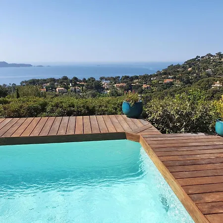 Pretty House With Sea View On The Hy Res